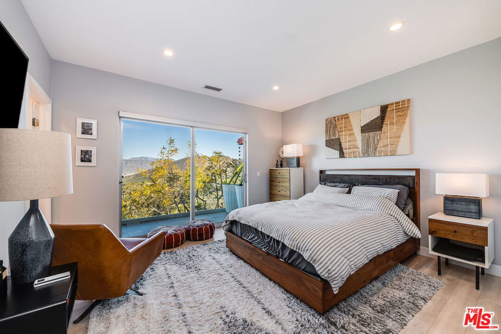 7191 Pacific View Drive - Photo 8