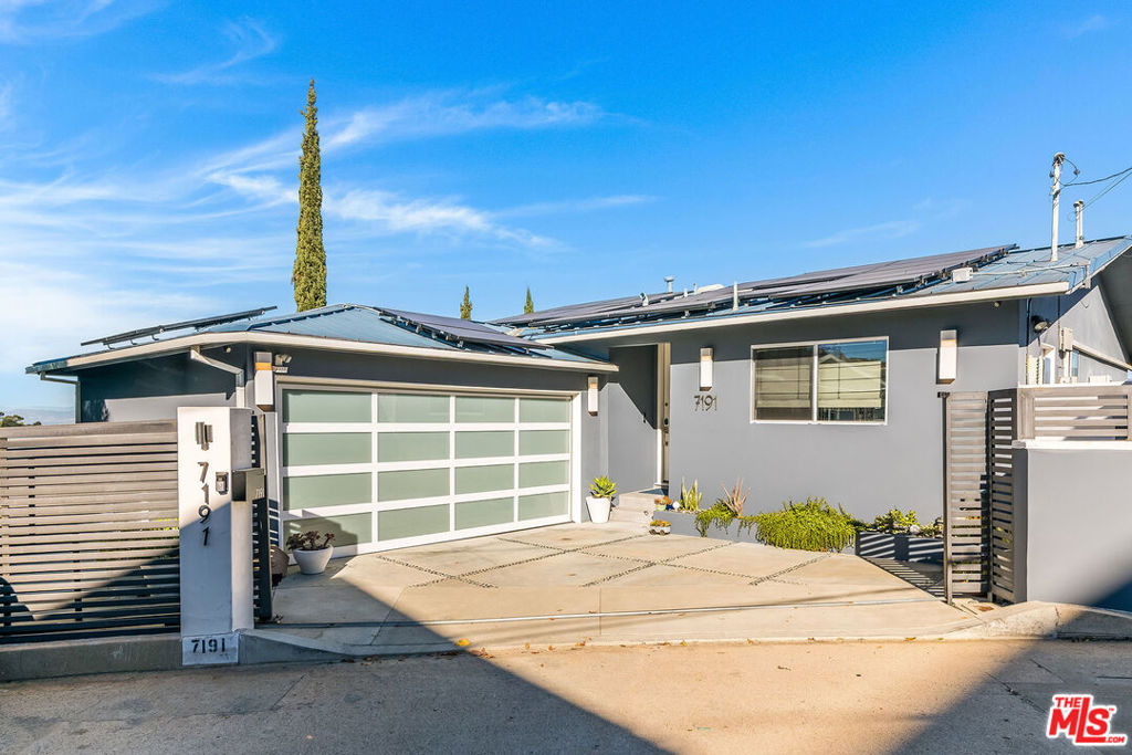 7191 Pacific View Drive - Photo 24