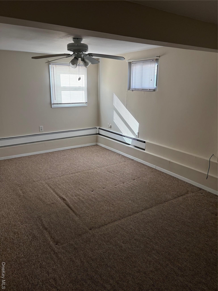 892 Pine Avenue - Photo 7