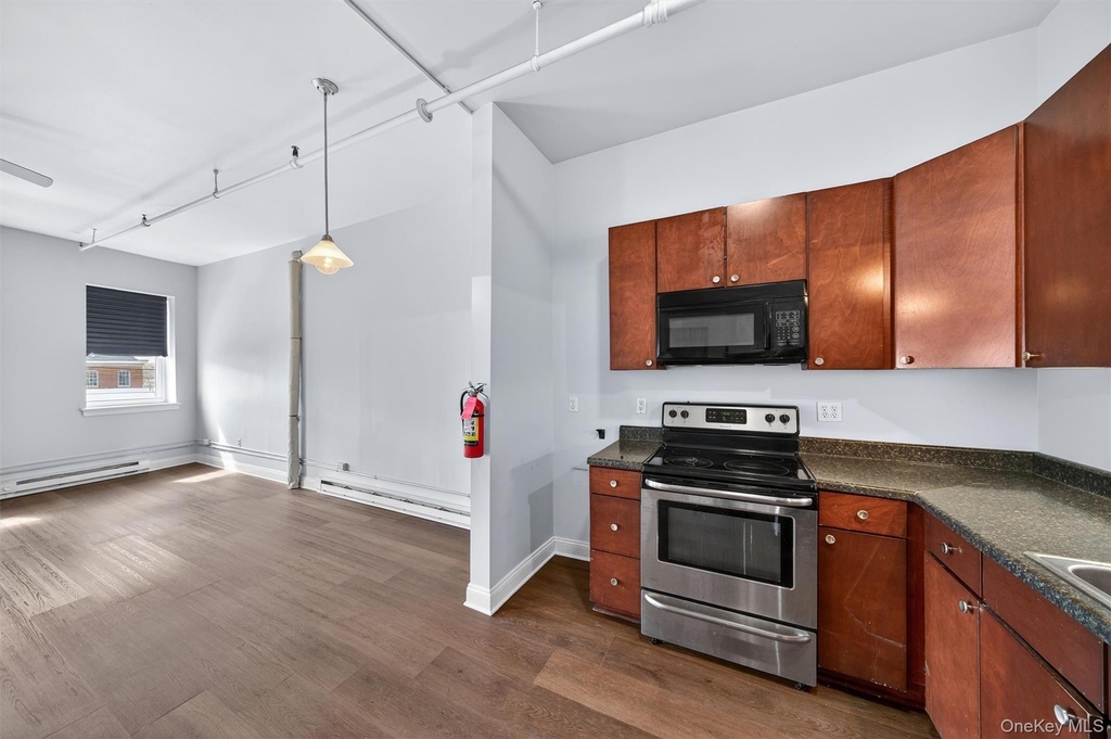 23 W Main Street - Photo 8