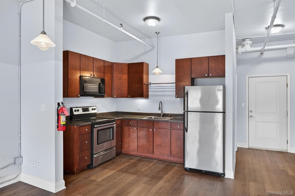 23 W Main Street - Photo 10