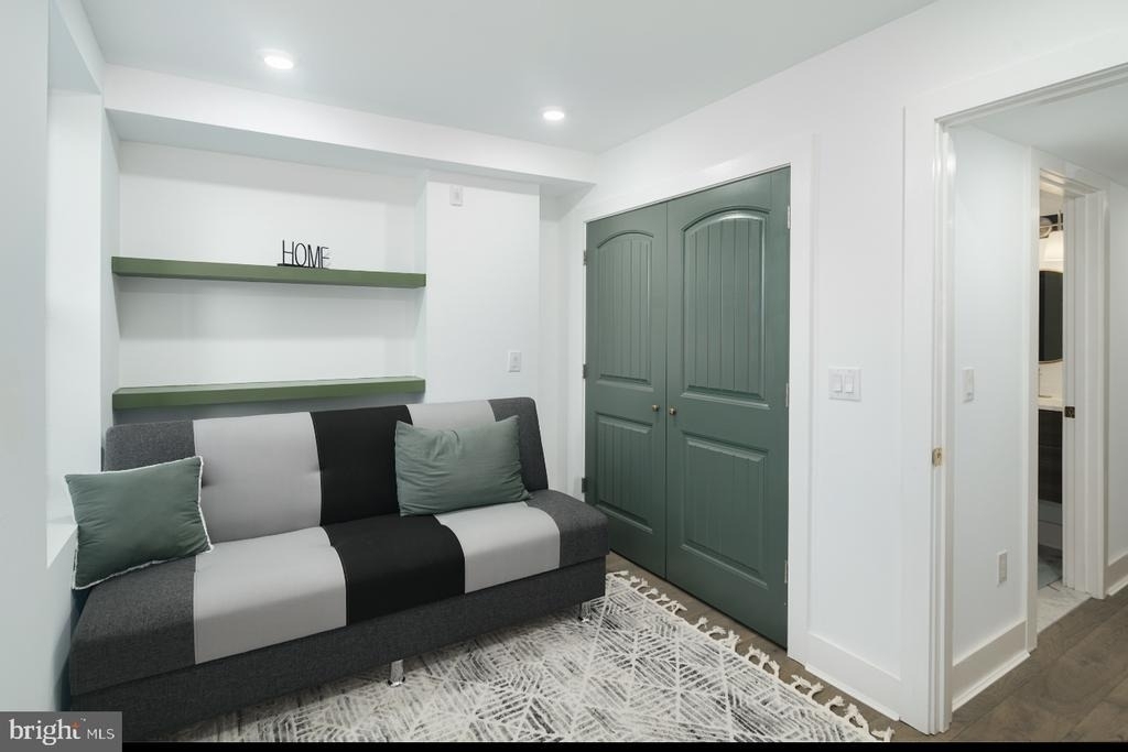 3127 Richmond Street - Photo 5