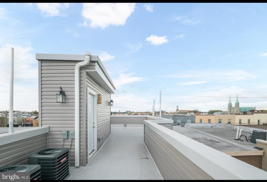 3127 Richmond Street - Photo 8