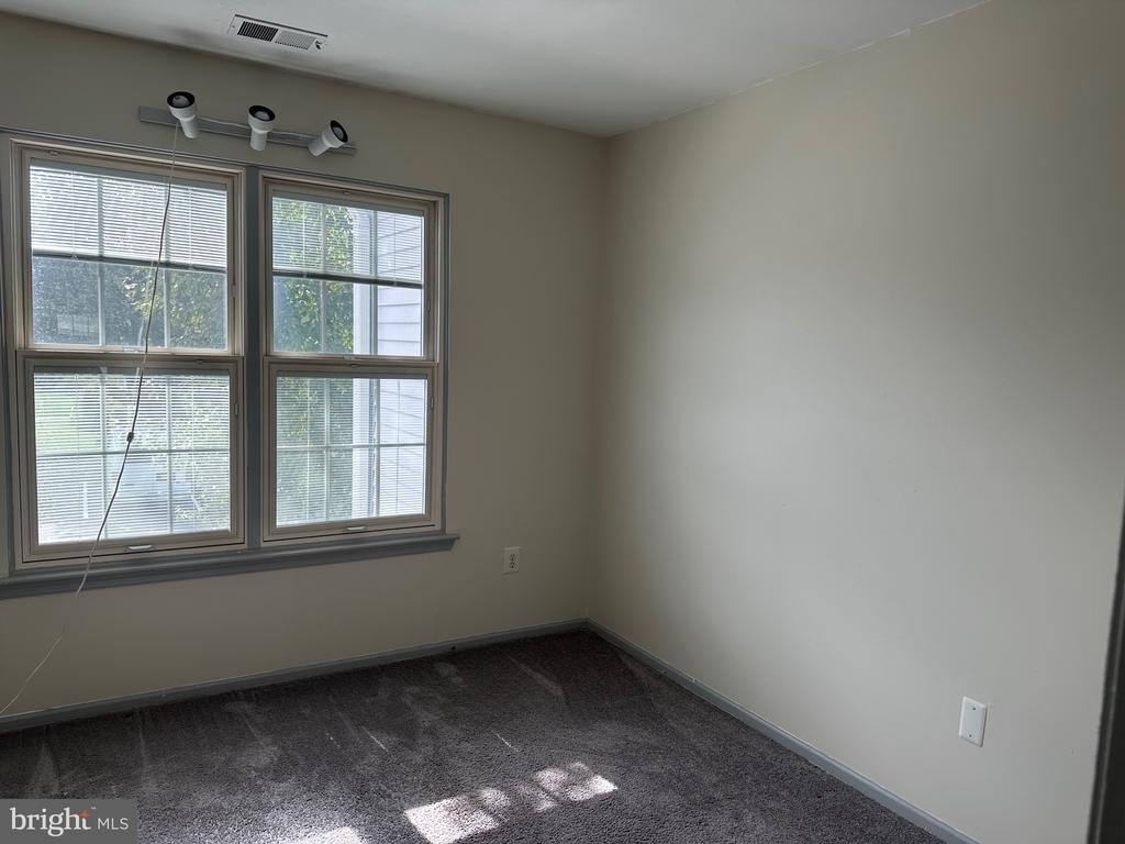 128 Andover Place - Photo 3