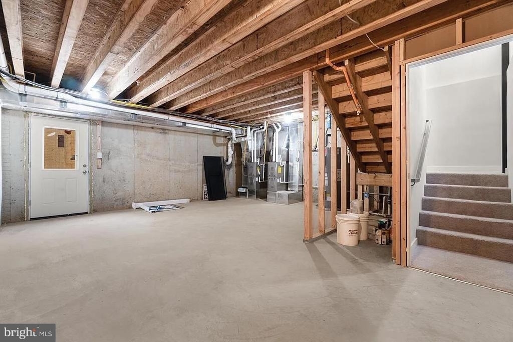 8618 Jones Mill Road - Photo 33