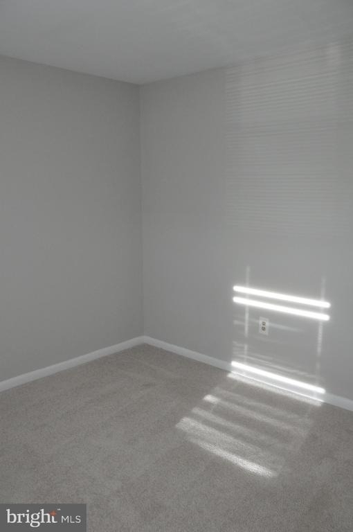 9705 Glen Avenue - Photo 28