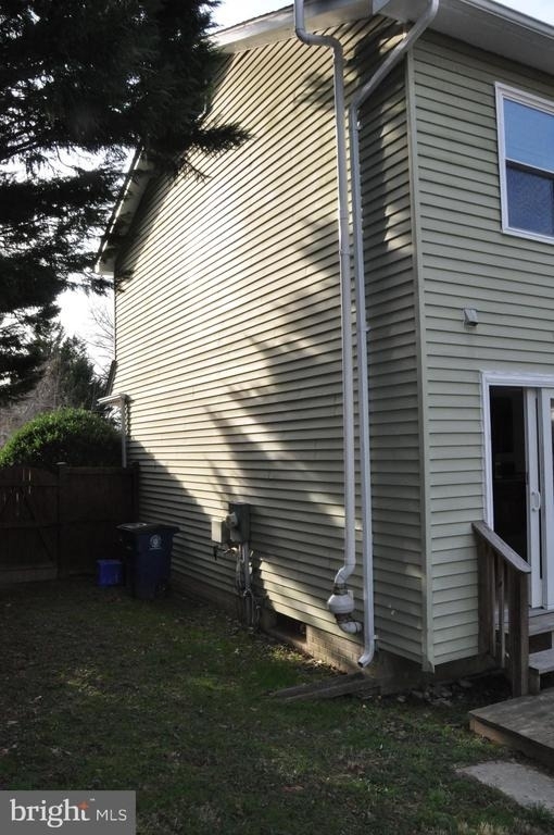 9705 Glen Avenue - Photo 15