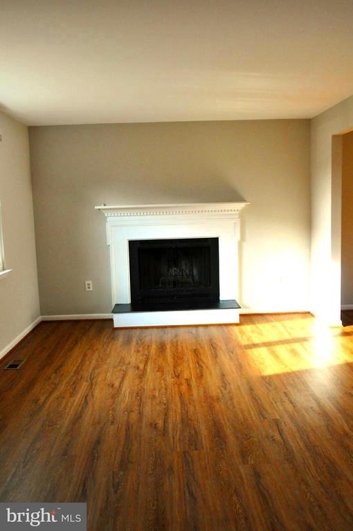 9705 Glen Avenue - Photo 3