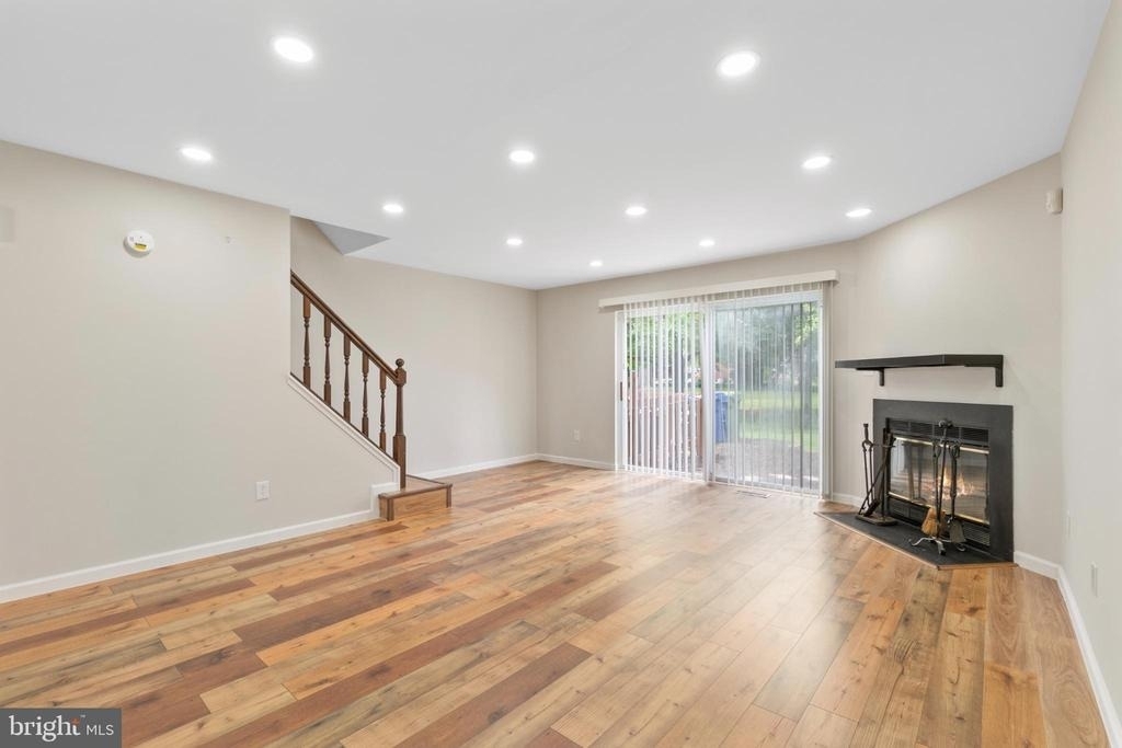 1004 Dartmouth Glen Way - Photo 11