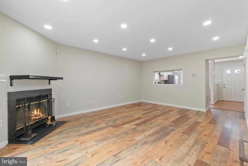 1004 Dartmouth Glen Way - Photo 9