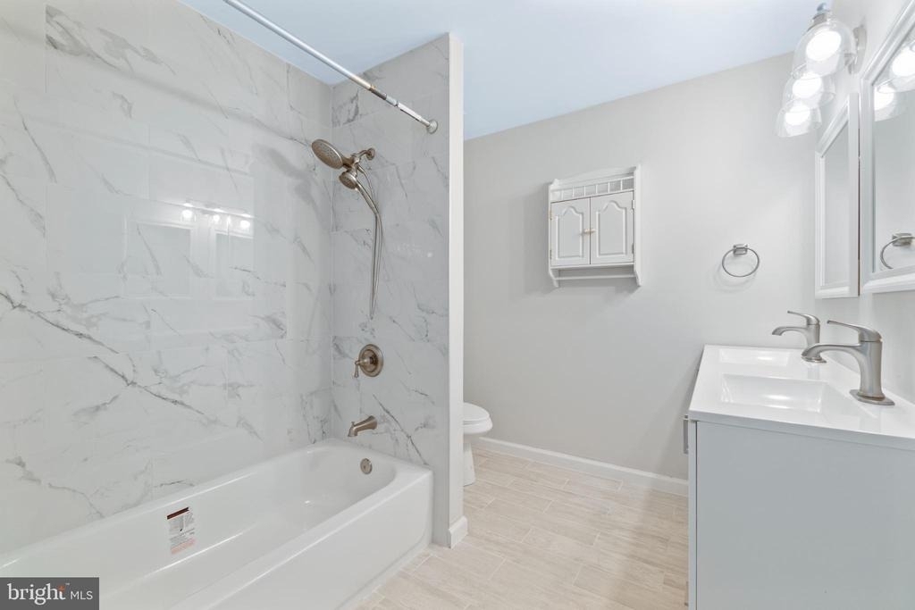 1004 Dartmouth Glen Way - Photo 17