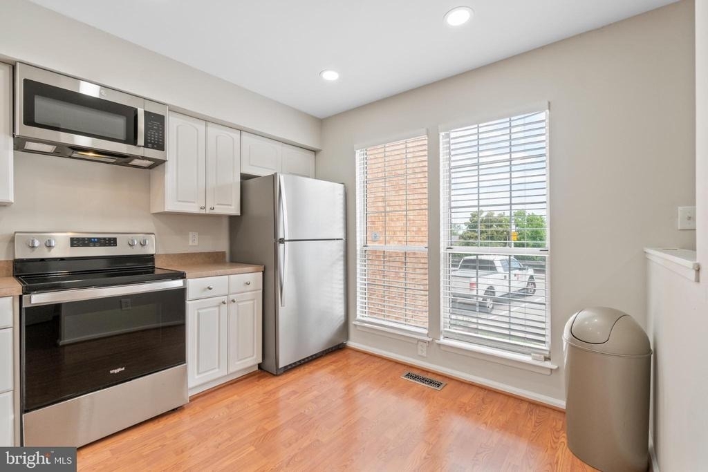 1004 Dartmouth Glen Way - Photo 6