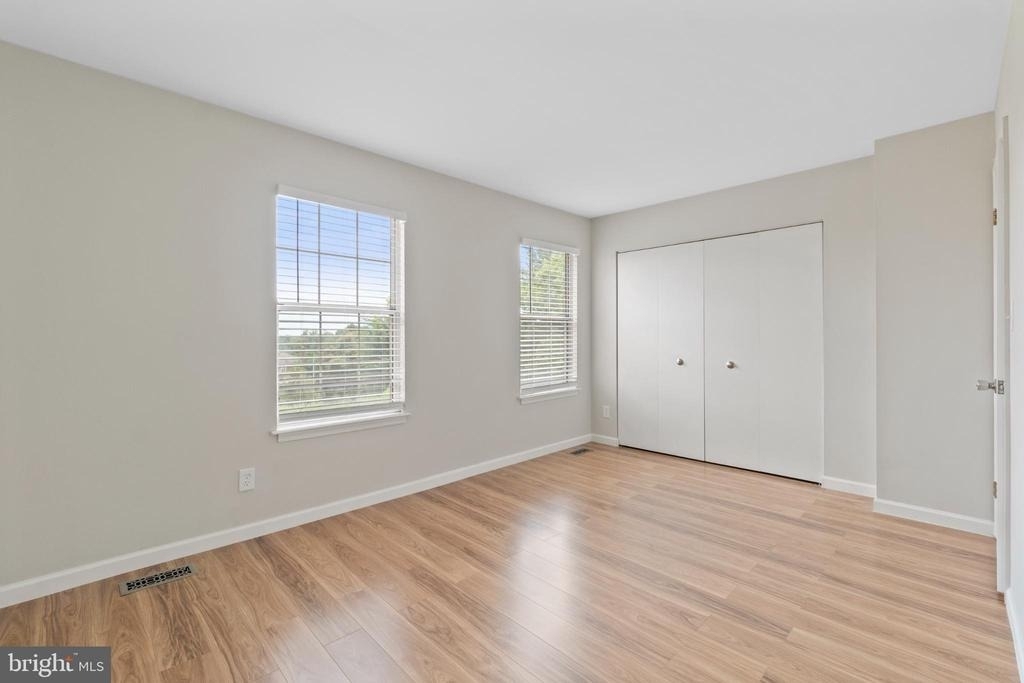 1004 Dartmouth Glen Way - Photo 15