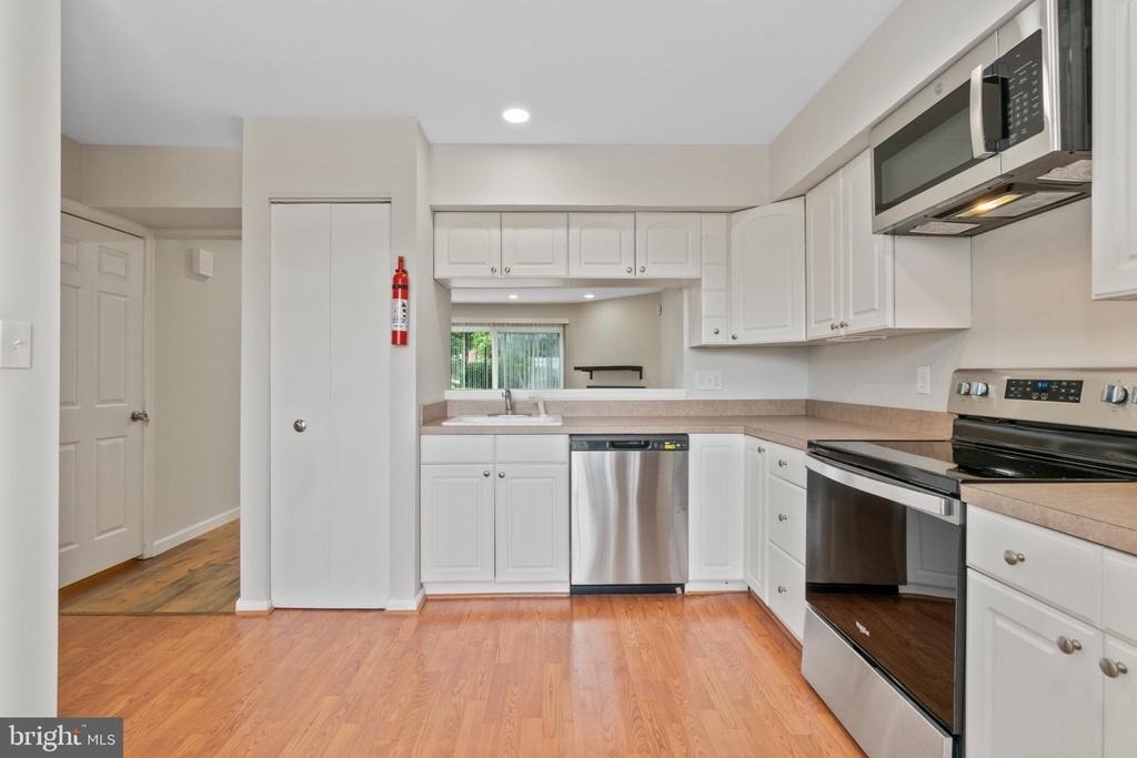 1004 Dartmouth Glen Way - Photo 7