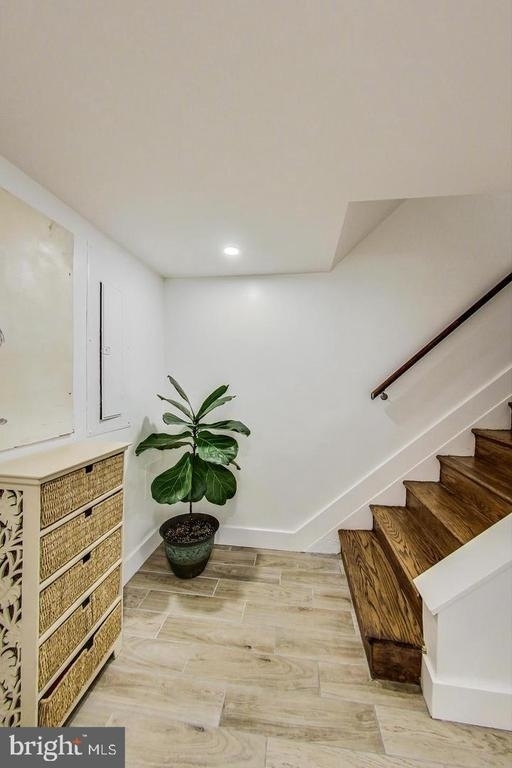 213 Hawaii Avenue Ne - Photo 11