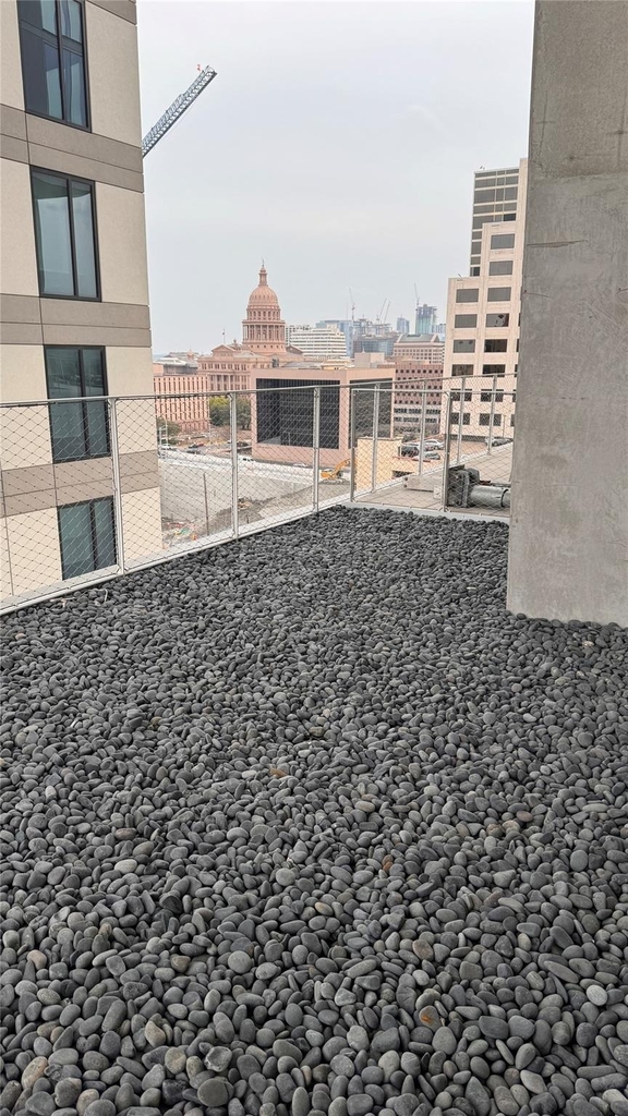 313 W 17th St - Photo 22