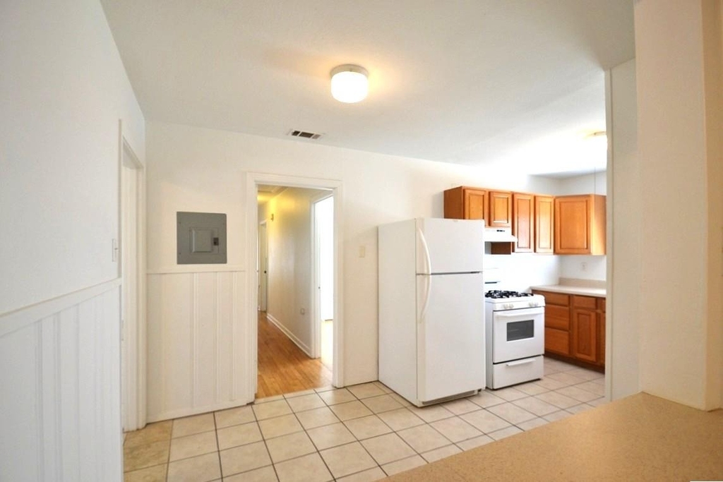 1211 Ridgemont Dr - Photo 26