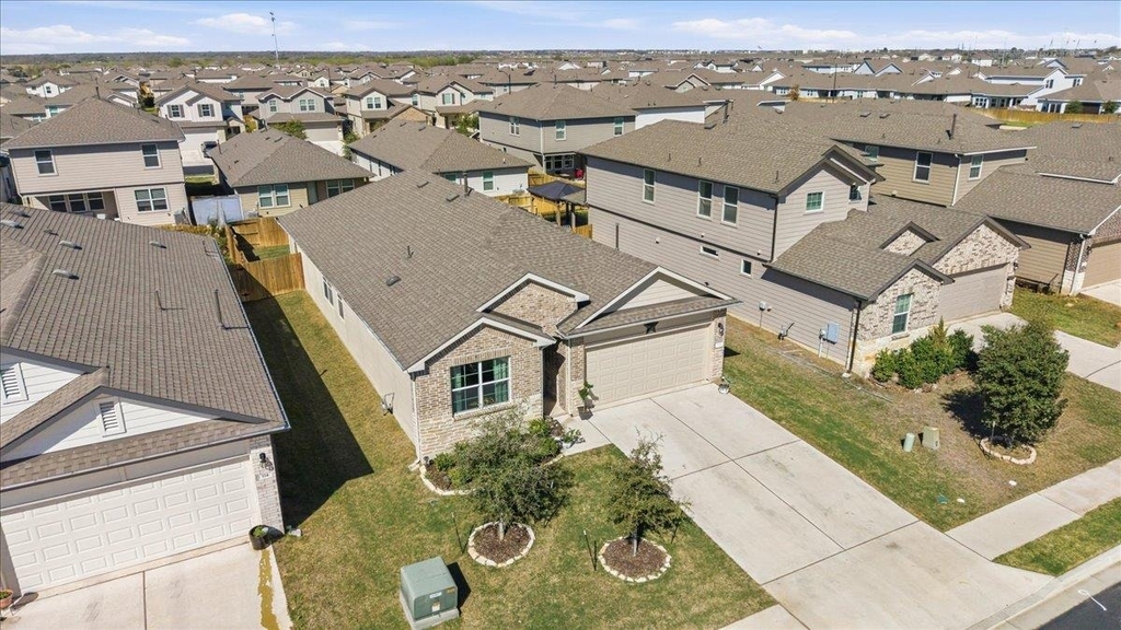112 Rainmaker Cv - Photo 3
