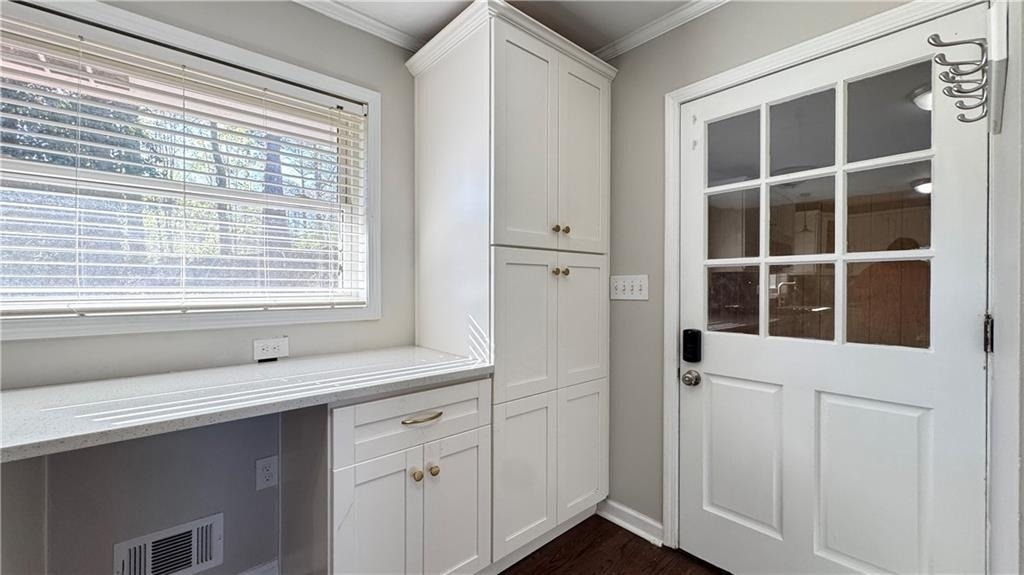 552 Sybil Lane Se - Photo 6