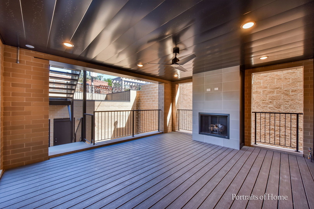 2135 N Lakewood Avenue - Photo 17