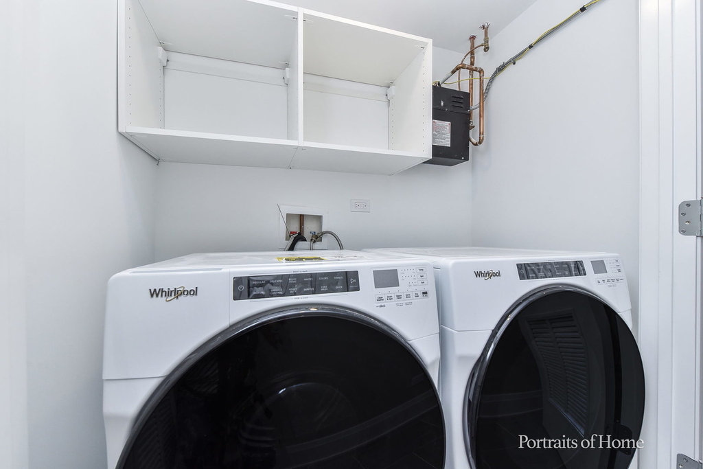 2135 N Lakewood Avenue - Photo 28