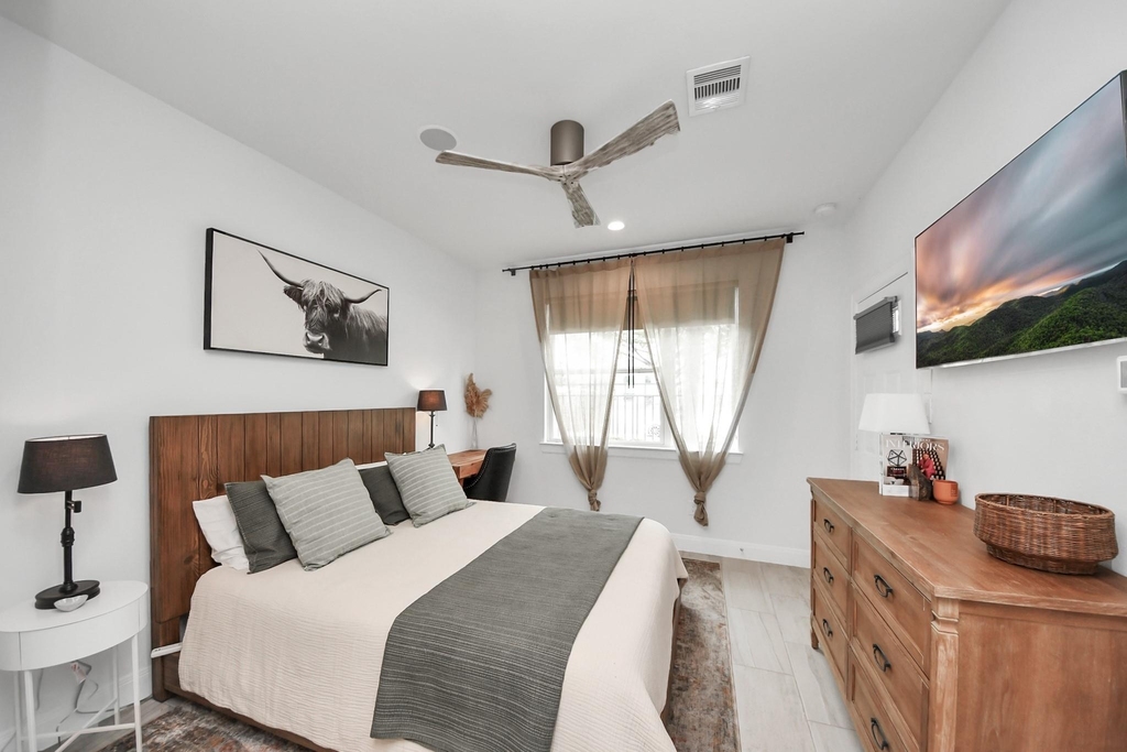 1721 Eado Point Lane - Photo 7