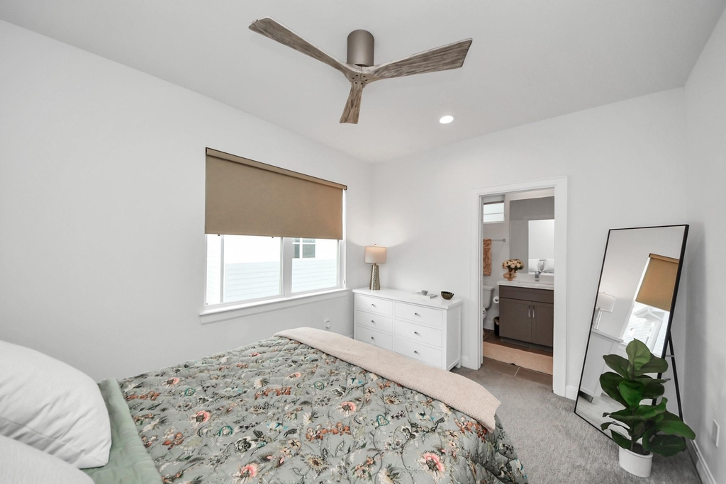 1721 Eado Point Lane - Photo 30