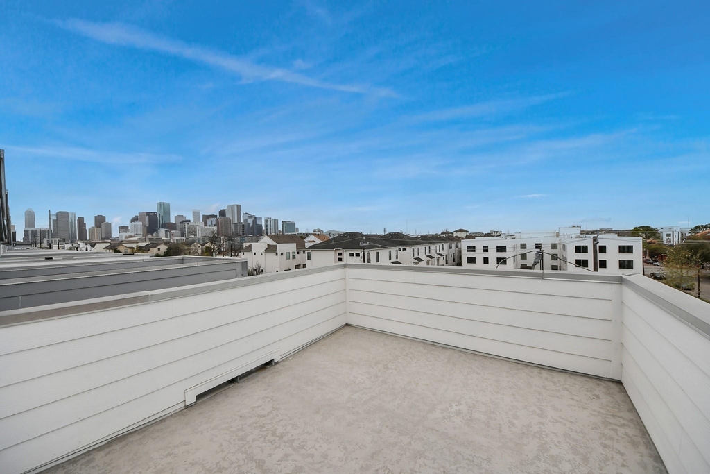 1721 Eado Point Lane - Photo 32