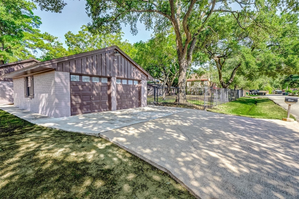 9218 Hammerly Boulevard - Photo 5
