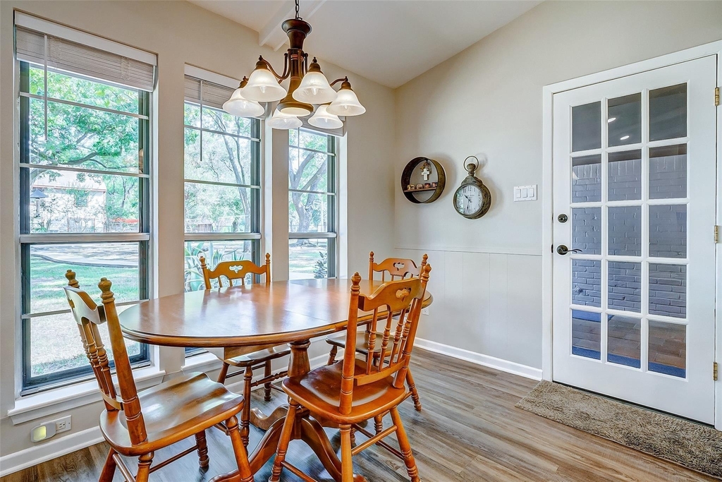 9218 Hammerly Boulevard - Photo 12