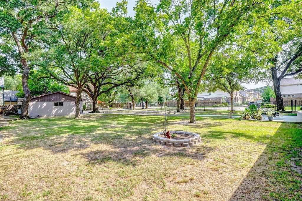 9218 Hammerly Boulevard - Photo 33