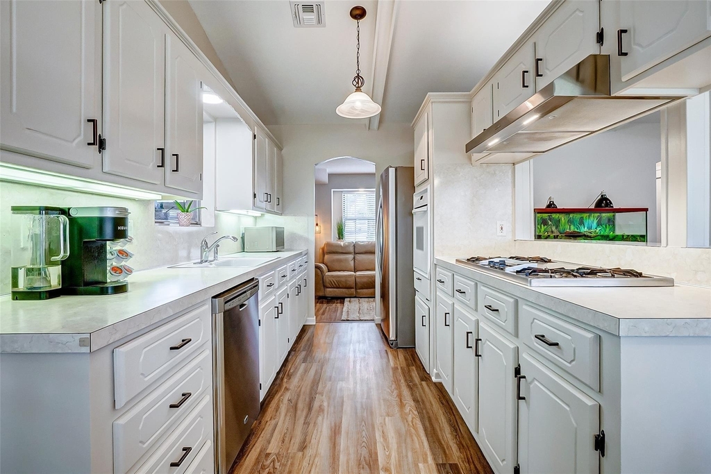 9218 Hammerly Boulevard - Photo 14