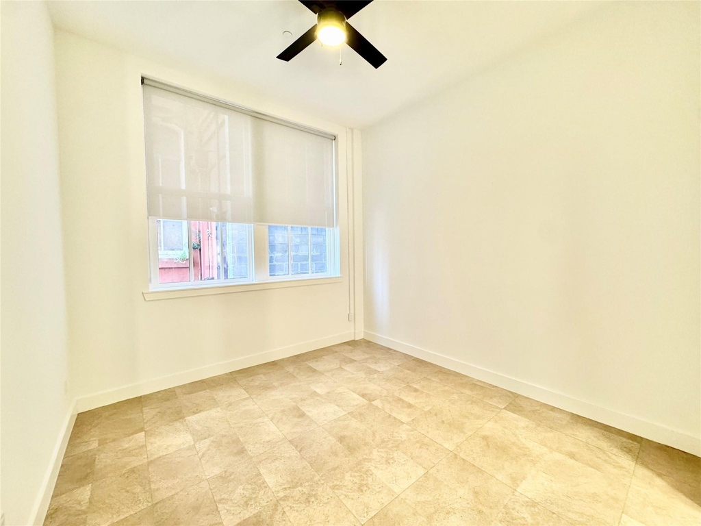 2102 Mechanic Street - Photo 4