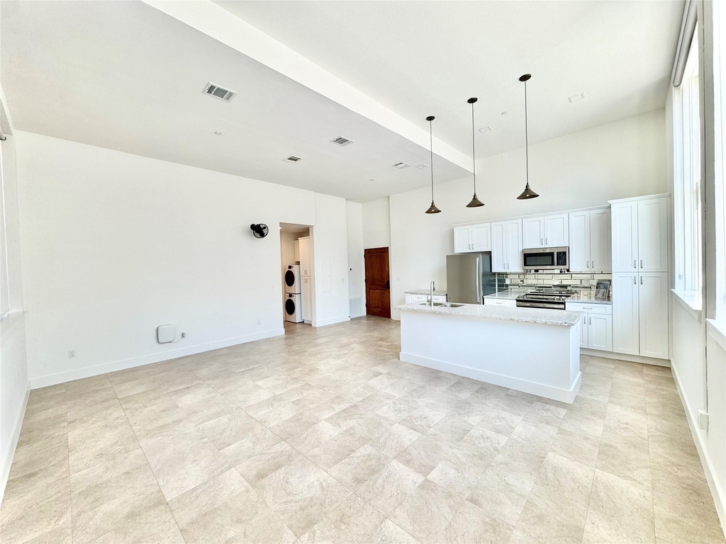 2102 Mechanic Street - Photo 2