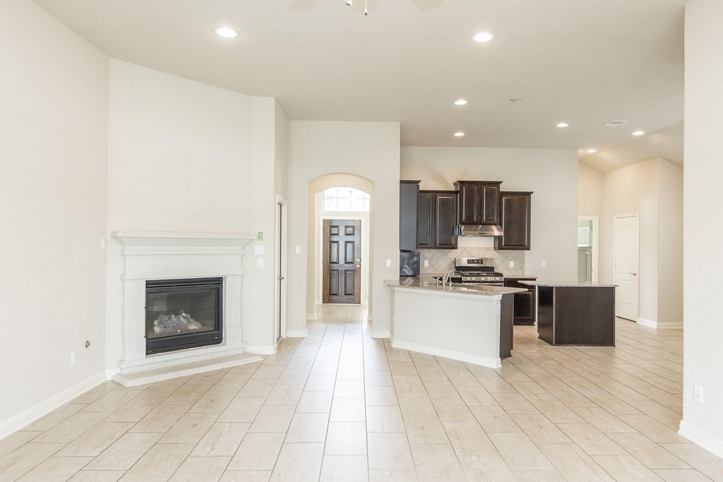 23818 Hawthorn Dale Court - Photo 10