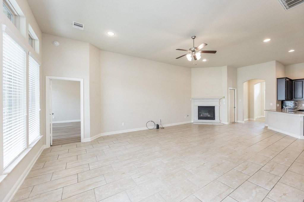 23818 Hawthorn Dale Court - Photo 5