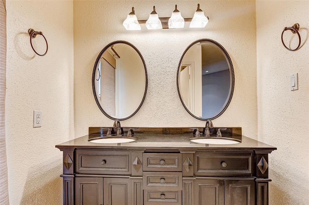 7350 Kirby Drive - Photo 9