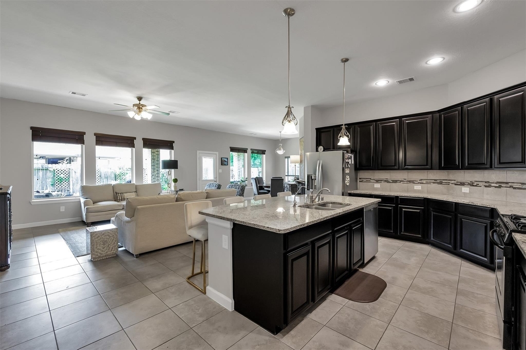 31507 Reston Cliff Court - Photo 4