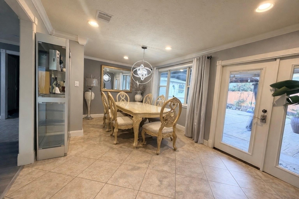 9770 Tappenbeck Drive - Photo 4