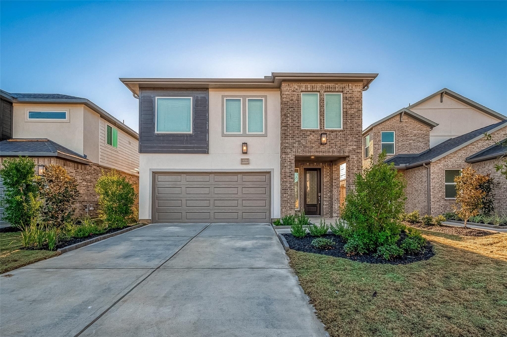 22111 Ingham Bluff Lane - Photo 0