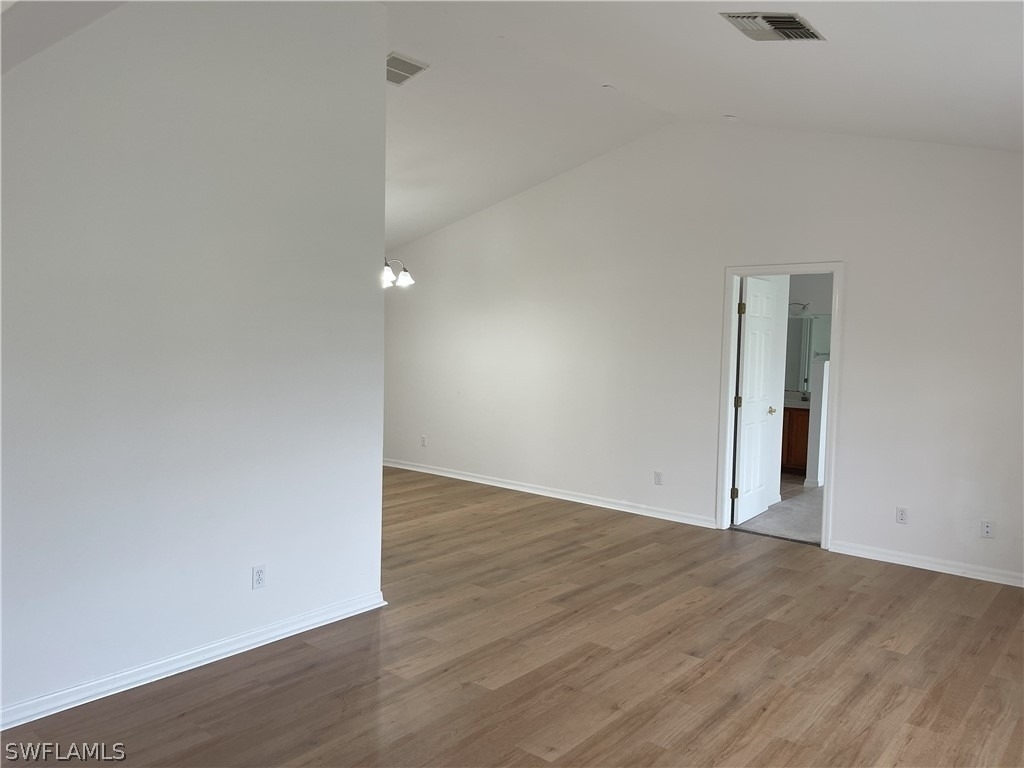 9758 Country Oaks Drive - Photo 8