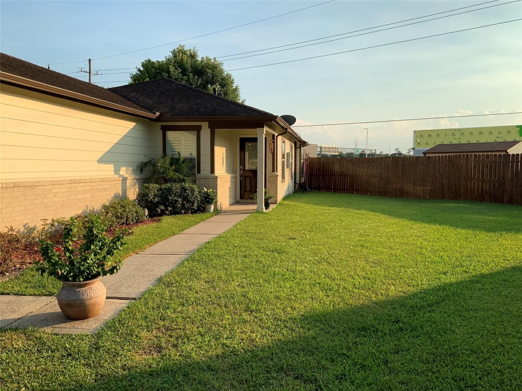15506 Red Pine Ridge Way - Photo 1