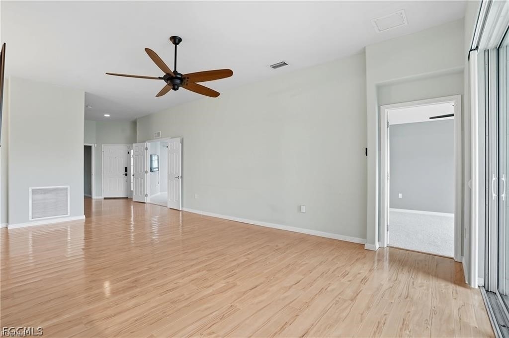 2427 Woodbourne Place - Photo 2