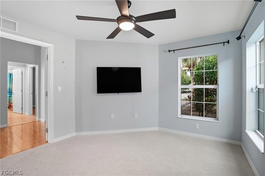 2427 Woodbourne Place - Photo 17