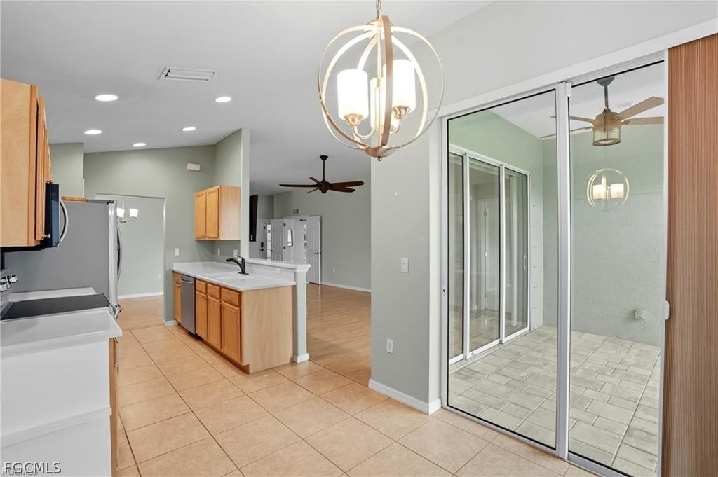 2427 Woodbourne Place - Photo 8