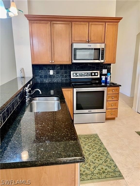 2132 Par Drive - Photo 4