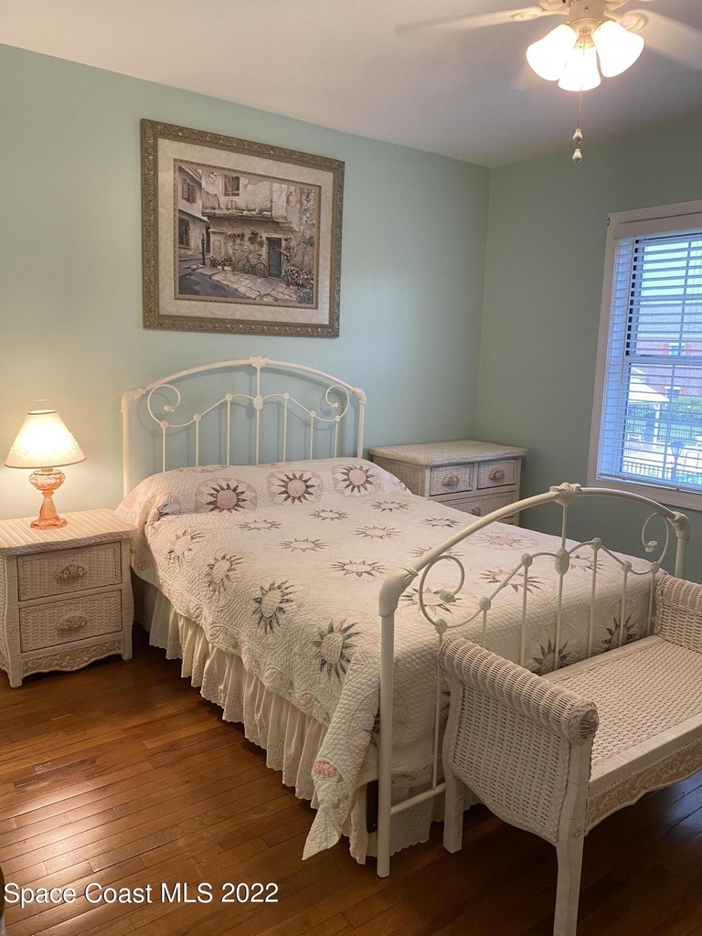 917 Jamestown Avenue - Photo 11