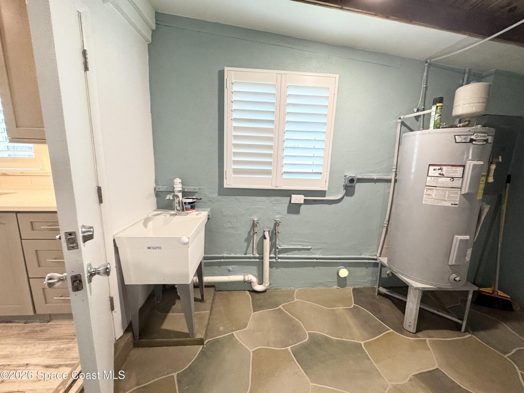 249 Palm Lane - Photo 8