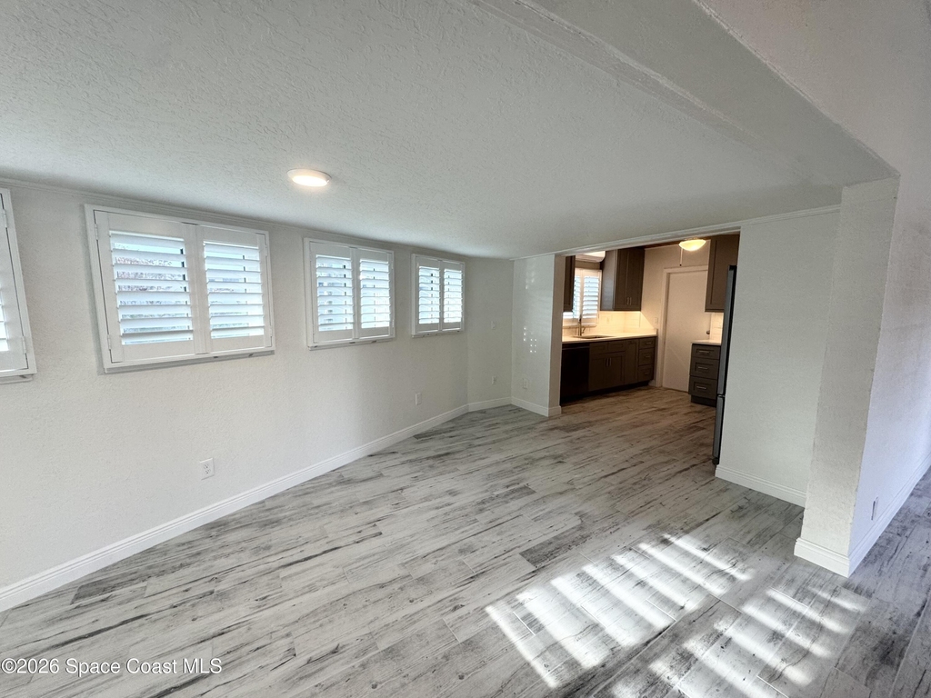 249 Palm Lane - Photo 4