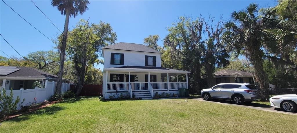 416 W Howry - Photo 1